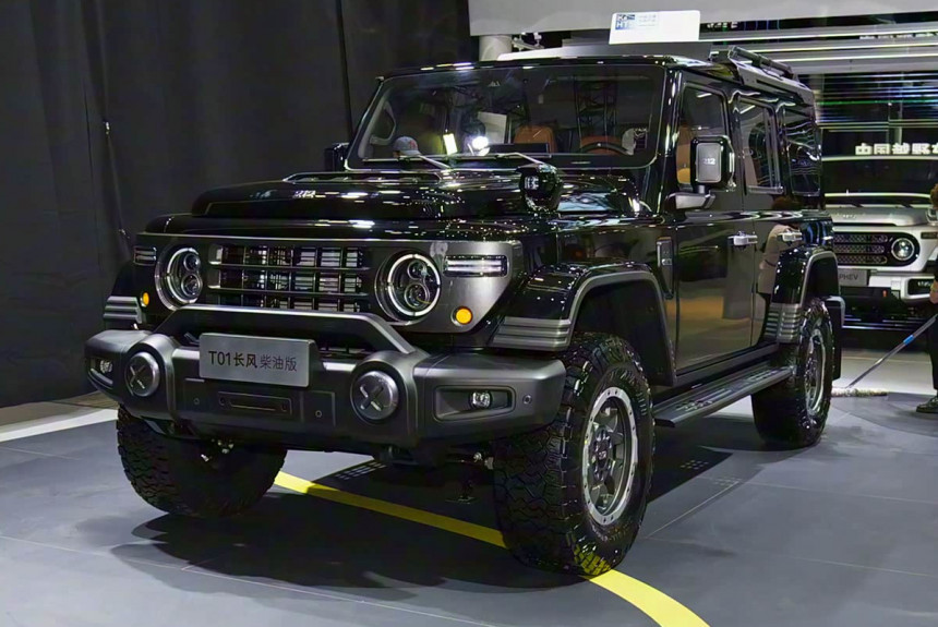 Внедорожник BAW 212: дизельная версия и трехдверный кузов